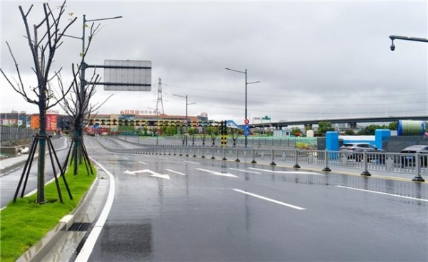 股票线上配资平台 无锡市惠山区吴韵路全新通车